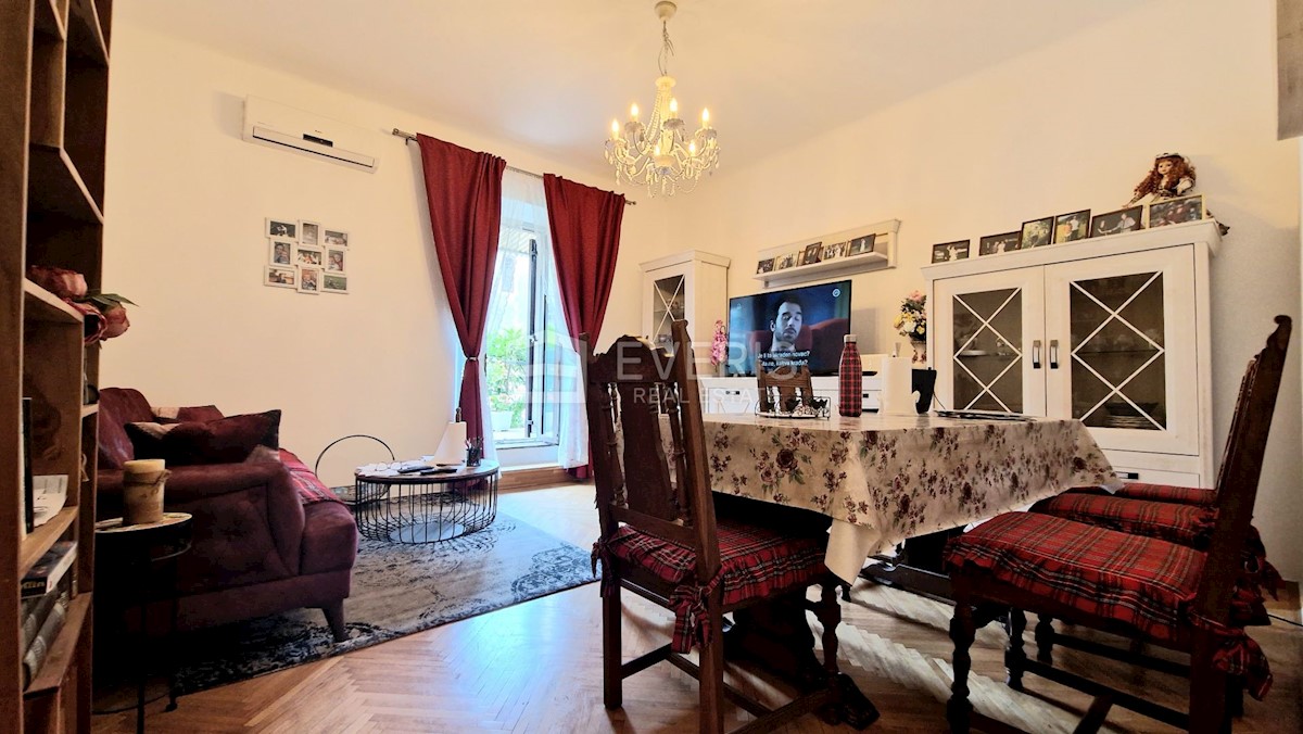 Apartment Zu verkaufen - PRIMORSKO-GORANSKA RIJEKA