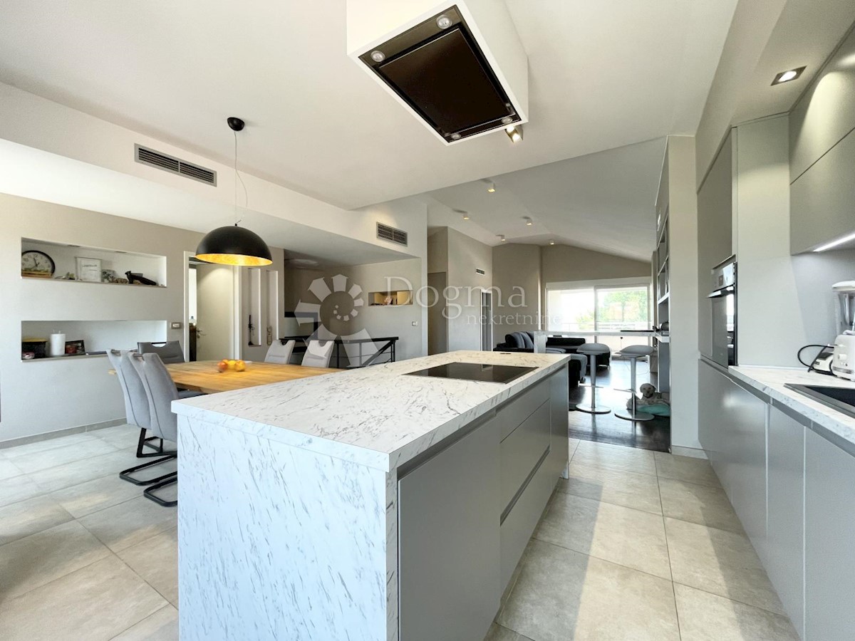 Flat For sale - ISTARSKA UMAG
