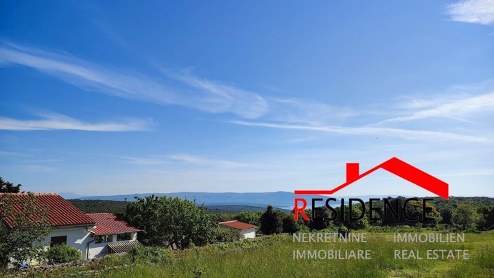 Zemljište na prodaju 1410 m² – Kavran