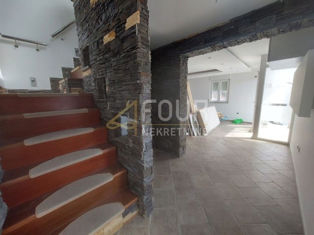 Apartmán na predaj 220 m² – Rijeka