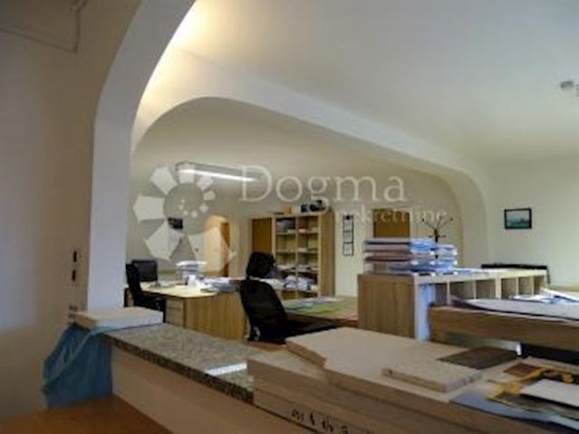 Gewerbefläche Zu vermieten - Primorsko-goranska Matulji - foto 2/5