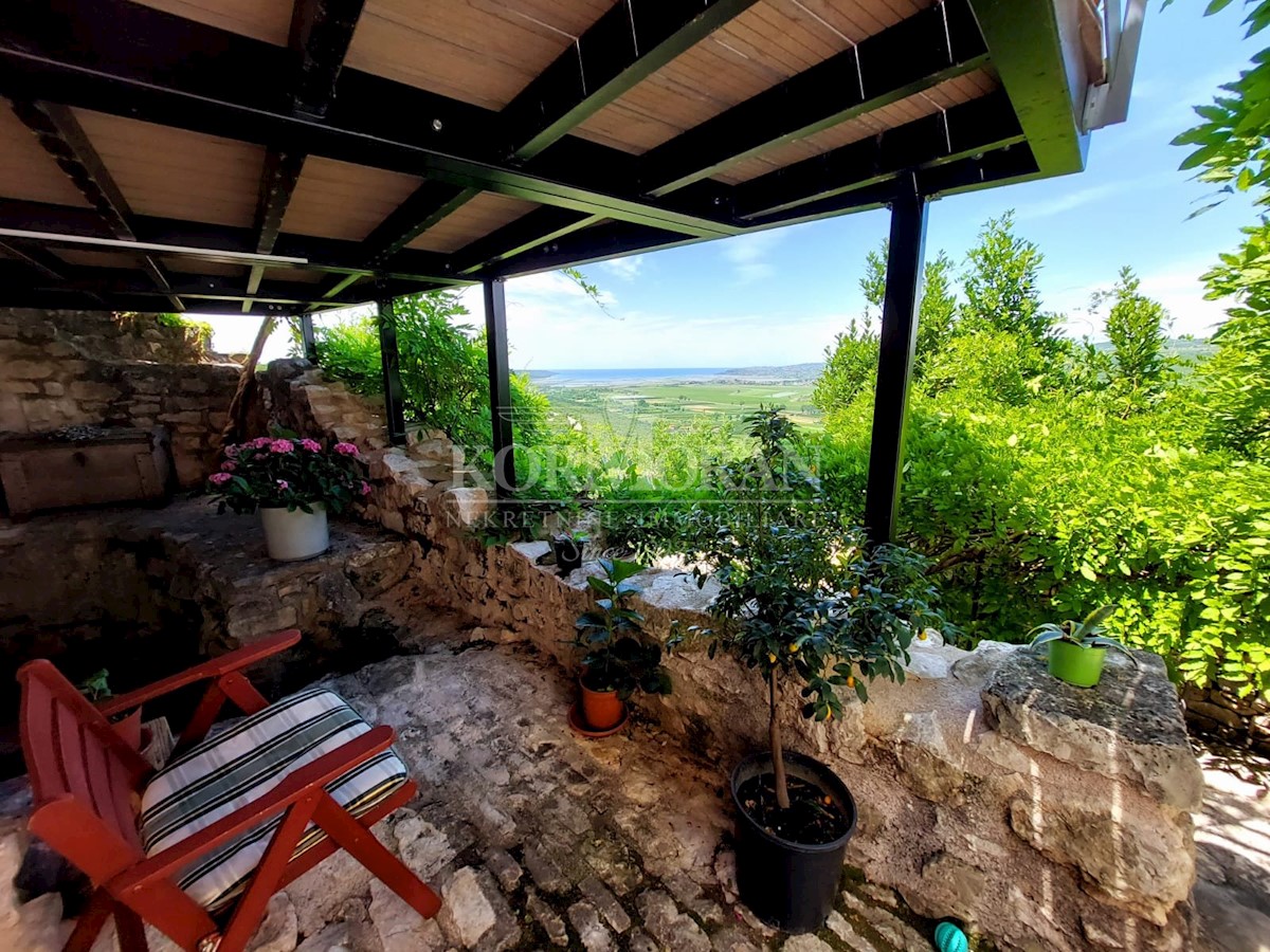 Kuća Na prodaju - ISTARSKA UMAG