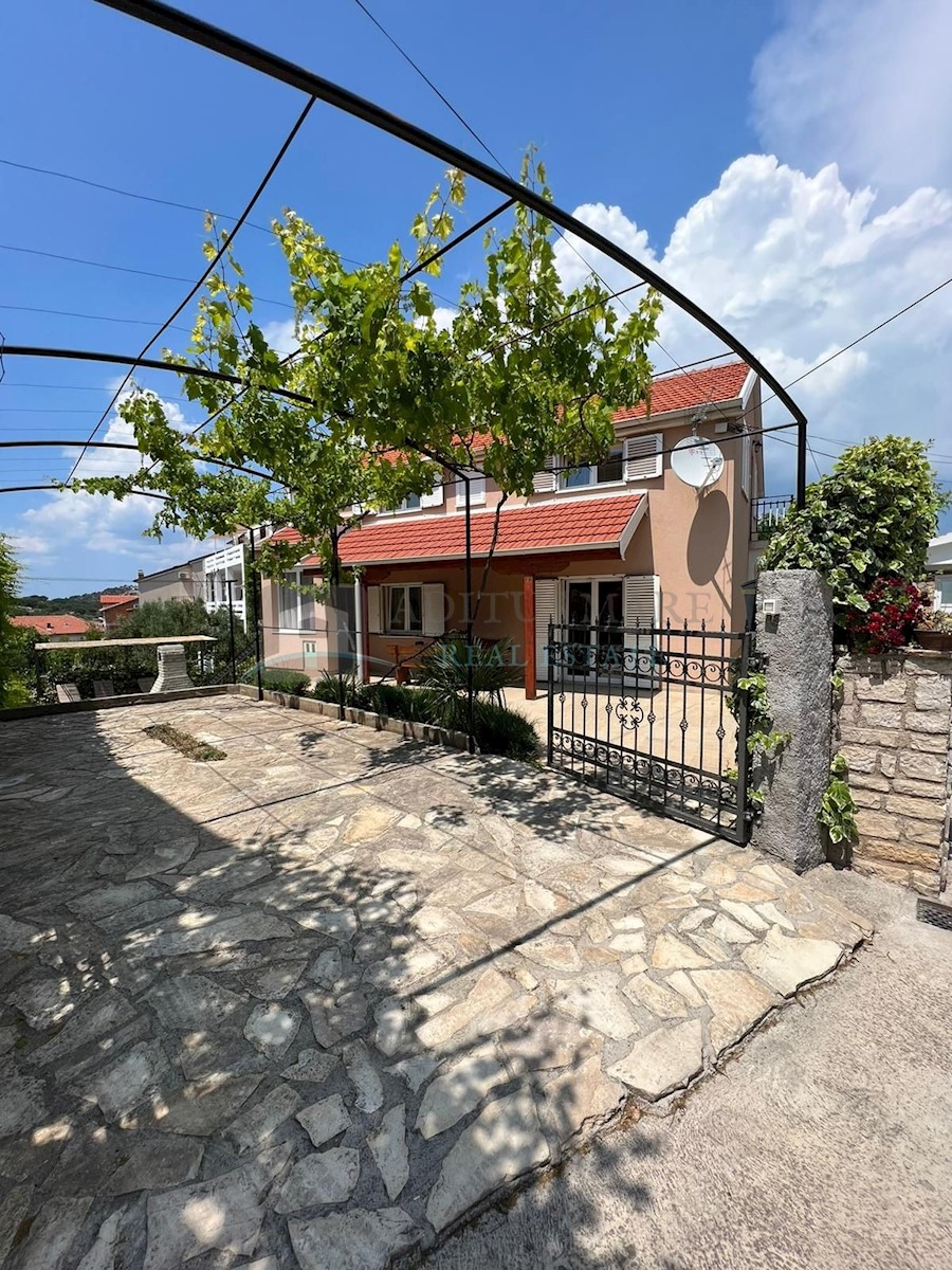 House For sale - ŠIBENSKO-KNINSKA MURTER