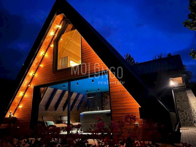 Dom na predaj 1657 m² – Ravna Gora