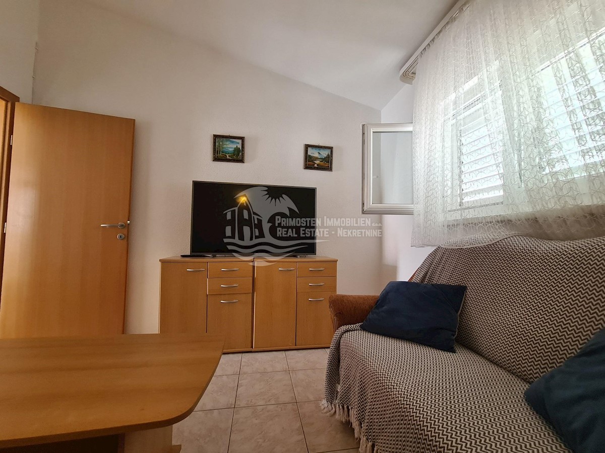 Flat For sale - ŠIBENSKO-KNINSKA ROGOZNICA