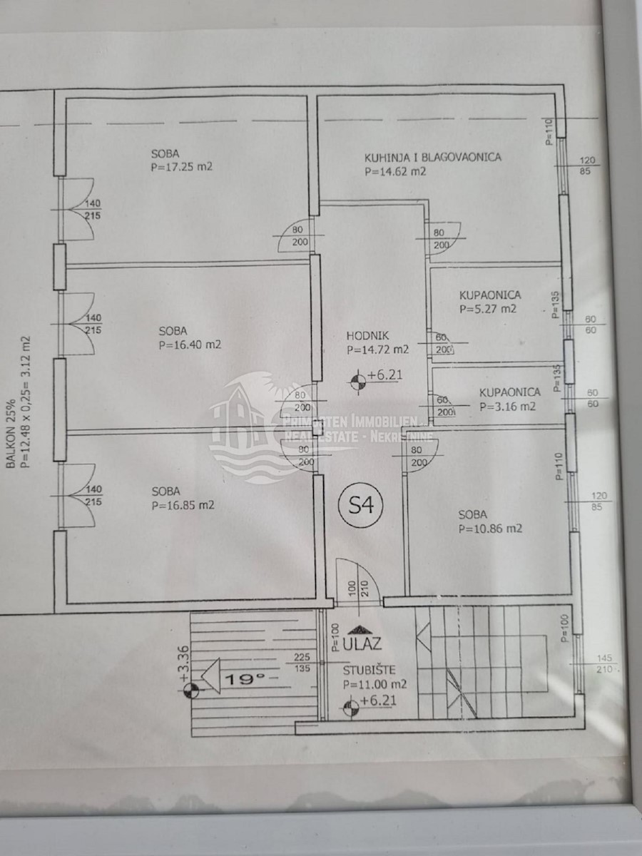 Flat For sale - ŠIBENSKO-KNINSKA ROGOZNICA