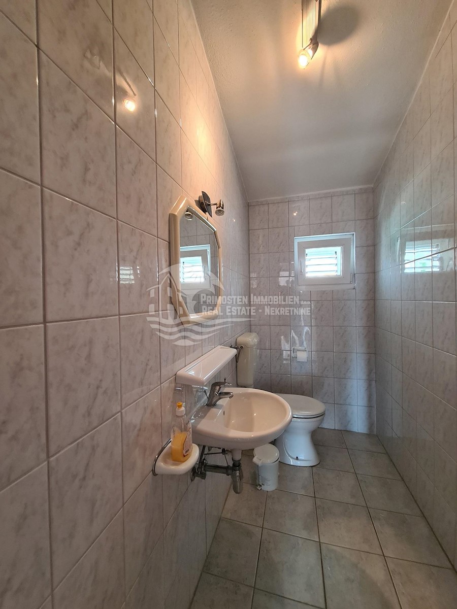 Flat For sale - ŠIBENSKO-KNINSKA ROGOZNICA