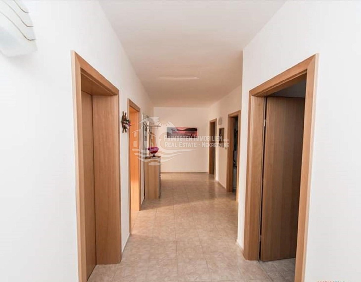 Flat For sale - ŠIBENSKO-KNINSKA ROGOZNICA