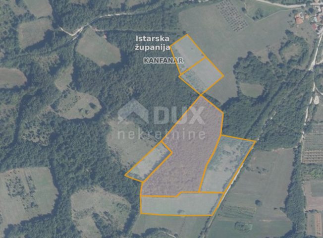 Parcela na predaj 69404 m² – Kanfanar