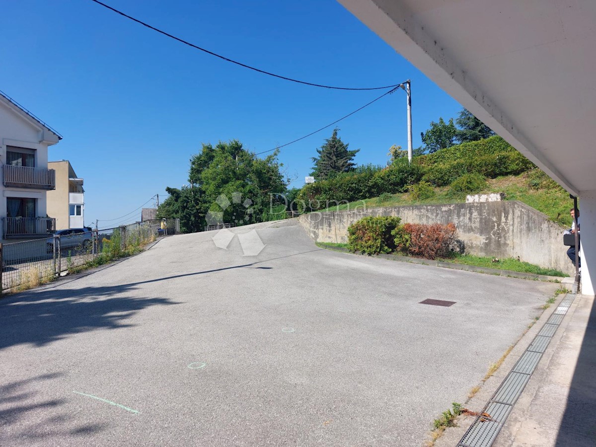 Business premises For sale SVETI DUH