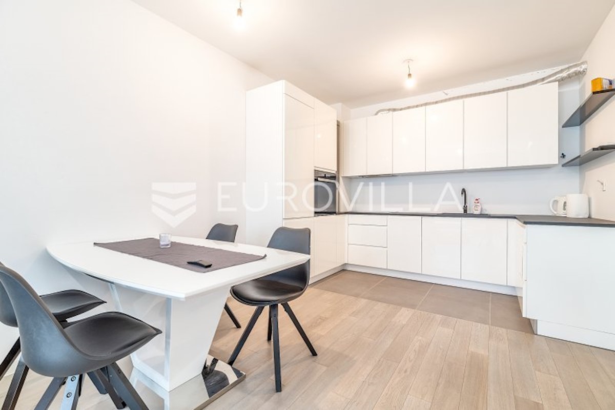 Apartmán Na predaj - GRAD ZAGREB ZAGREB