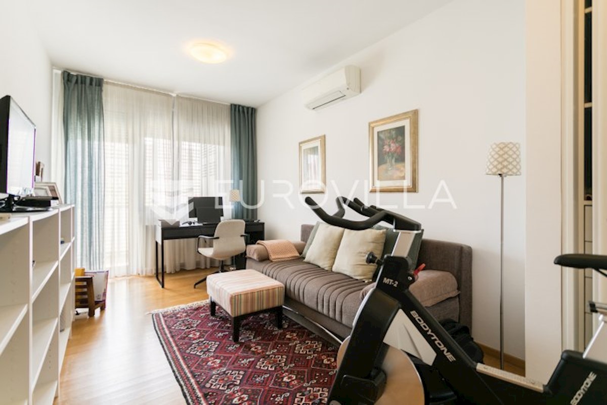 Appartement À louer - GRAD ZAGREB ZAGREB