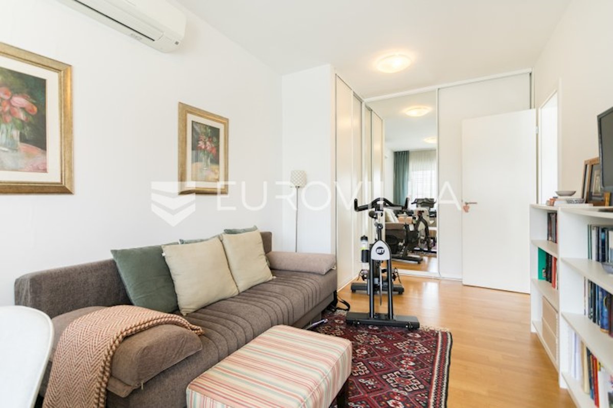 Appartement À louer - GRAD ZAGREB ZAGREB