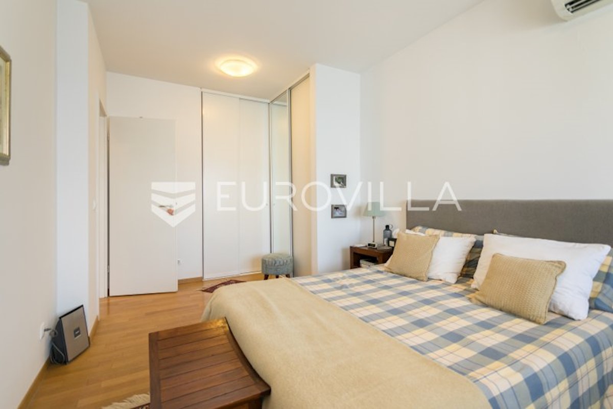 Appartement À louer - GRAD ZAGREB ZAGREB