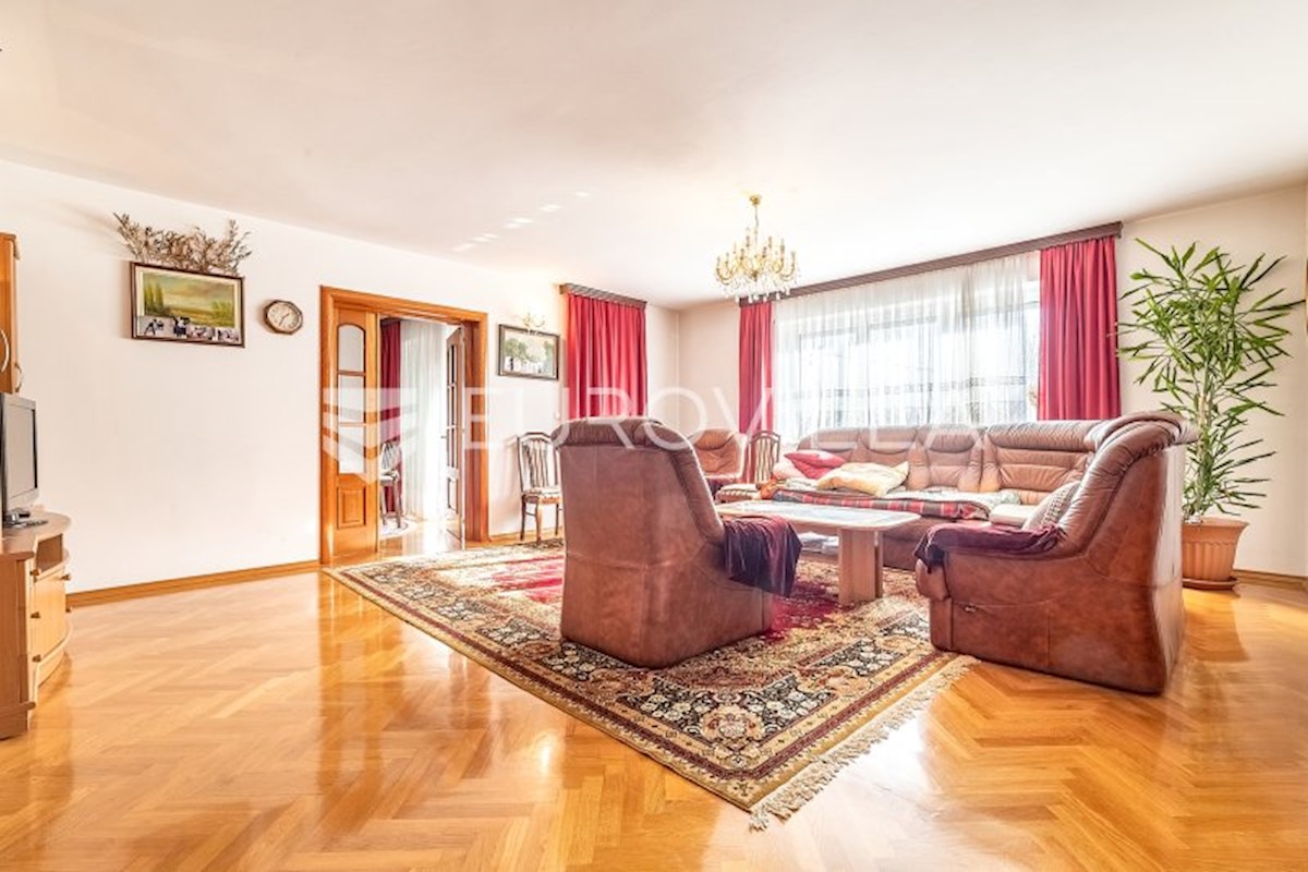 Apartmán Na predaj - GRAD ZAGREB ZAGREB