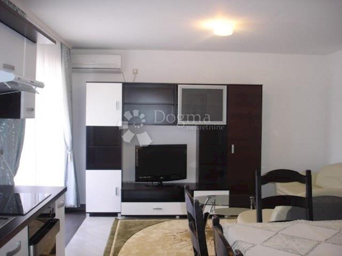 Apartma Na predaj - PRIMORSKO-GORANSKA KRK