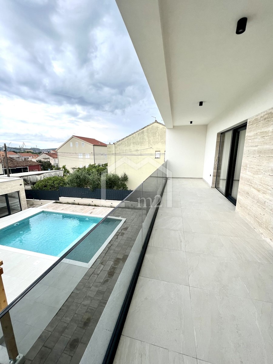 House For sale - SPLITSKO-DALMATINSKA TROGIR