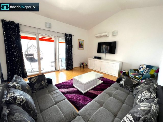 Apartmán na prodej 97 m² – Okrug Gornji