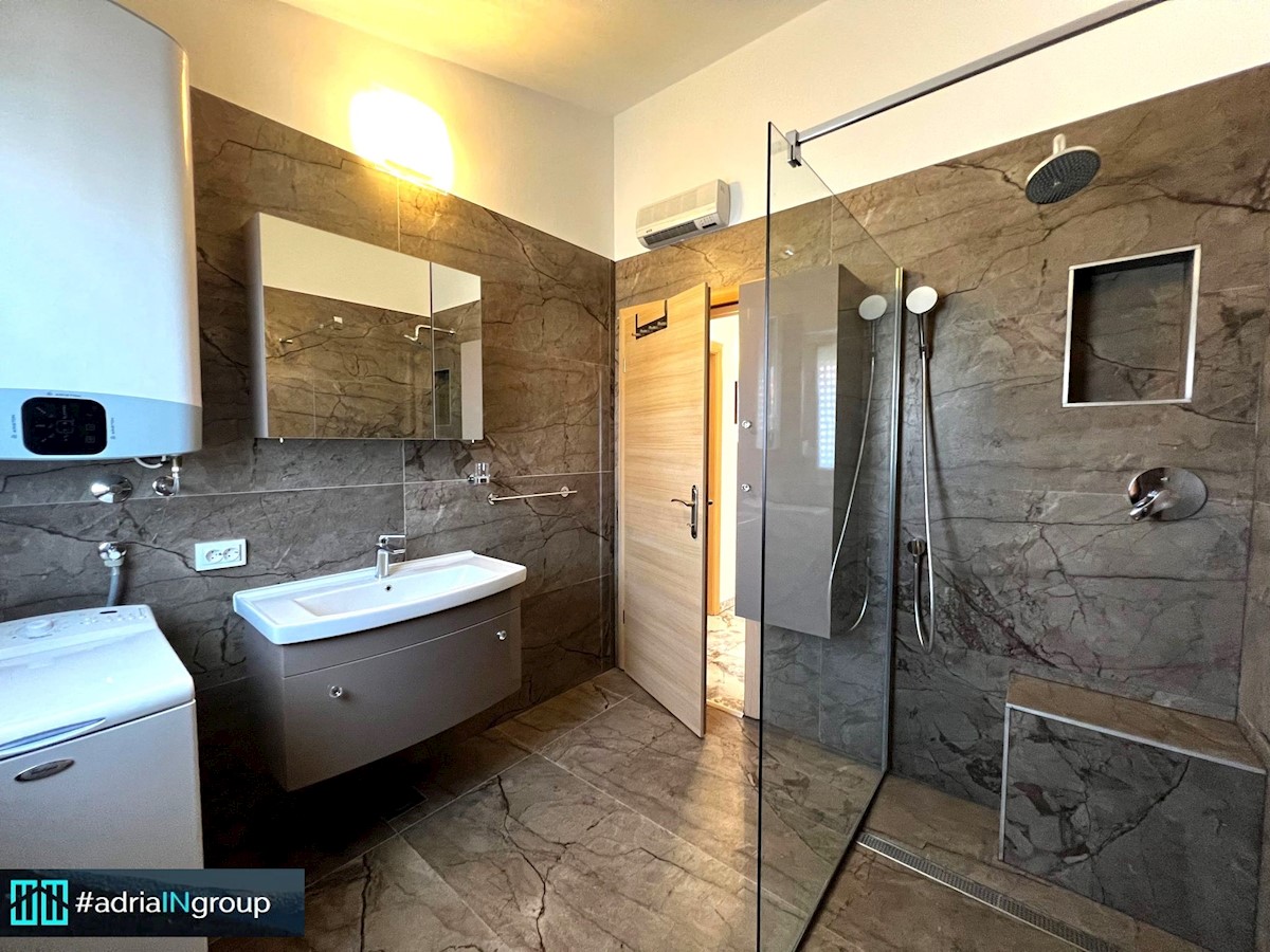 Flat For sale - SPLITSKO-DALMATINSKA ČIOVO