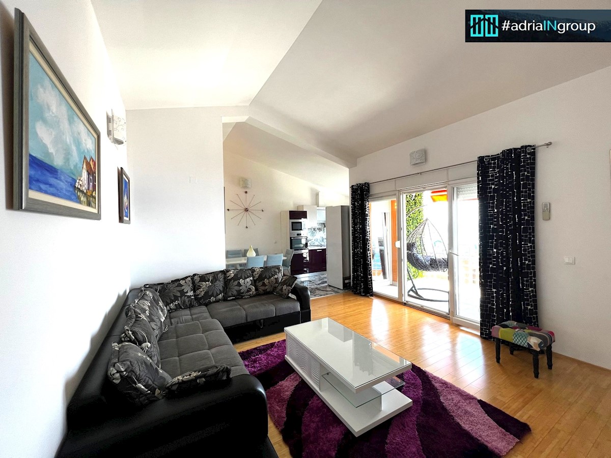 Flat For sale - SPLITSKO-DALMATINSKA ČIOVO