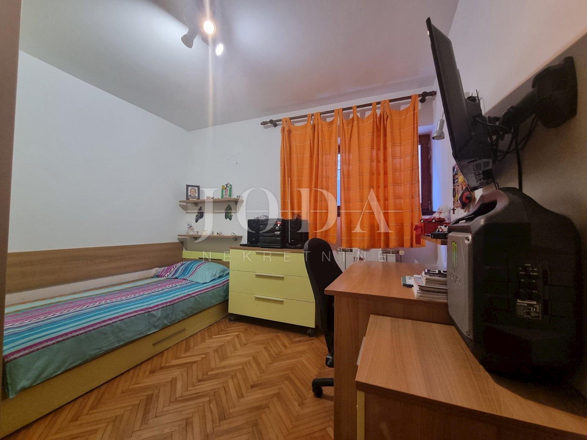 Apartmán Na predaj - PRIMORSKO-GORANSKA CRIKVENICA