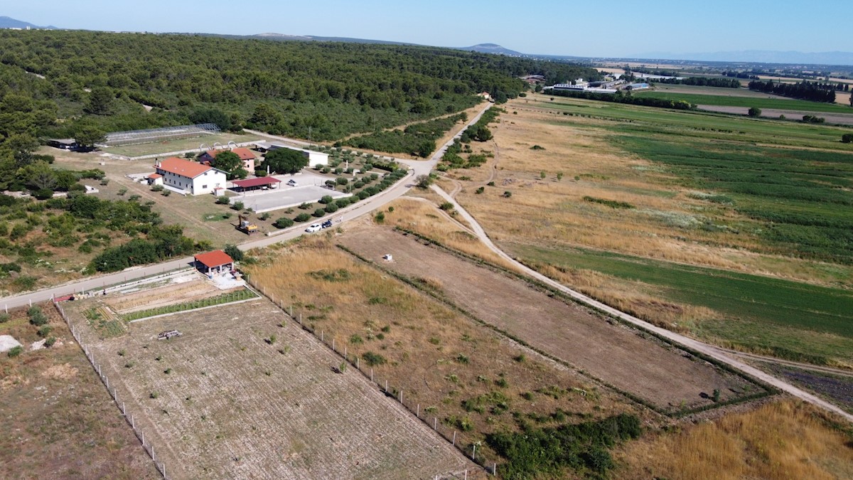 Zemljište Na prodaju - ZADARSKA BIOGRAD NA MORU