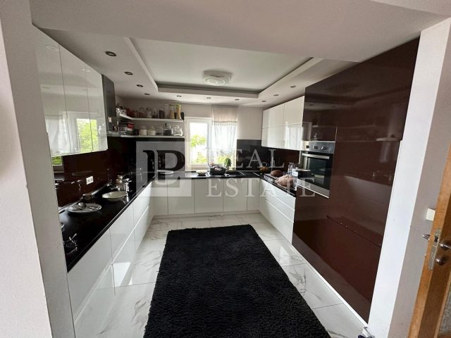 Apartment Zu verkaufen - Primorsko-goranska Crikvenica - foto 2/15