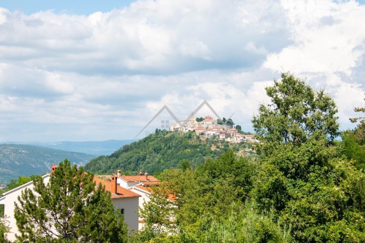 Land for sale 1935 m² – Motovun