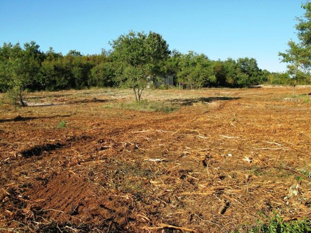 Zemljište na prodaju 792 m² – Poreč