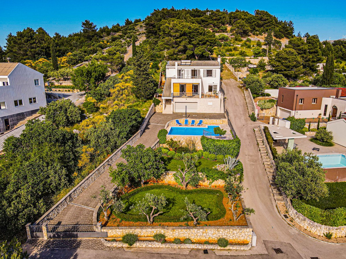 Dom Na predaj - ŠIBENSKO-KNINSKA ŠIBENIK