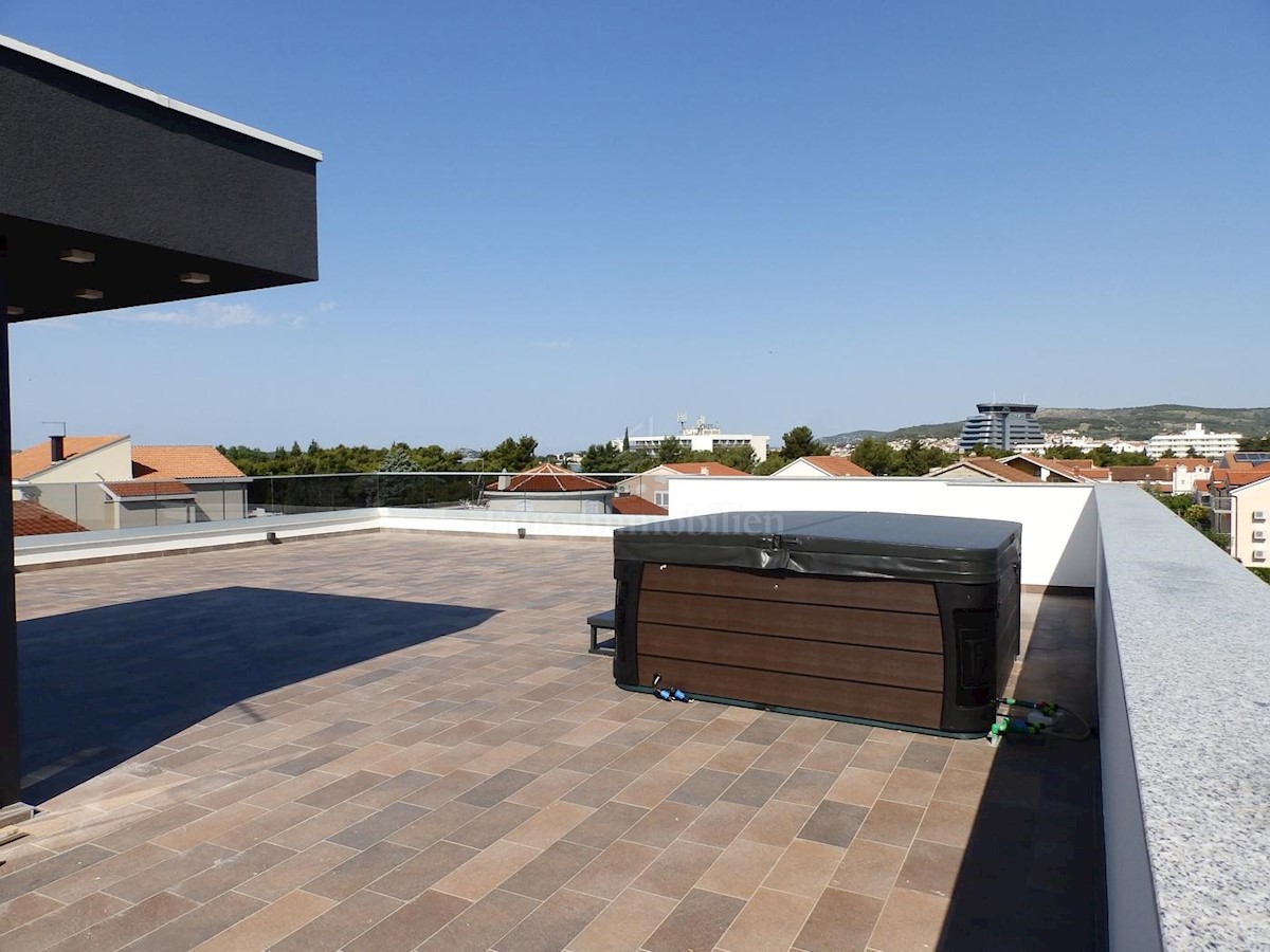 Flat For sale - šibensko-kninska Vodice - foto 2/14