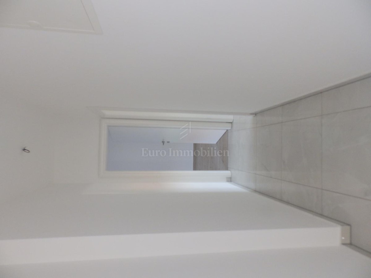Flat For sale - ŠIBENSKO-KNINSKA VODICE
