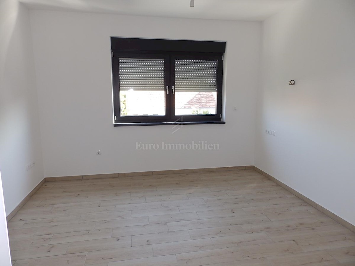Flat For sale - ŠIBENSKO-KNINSKA VODICE