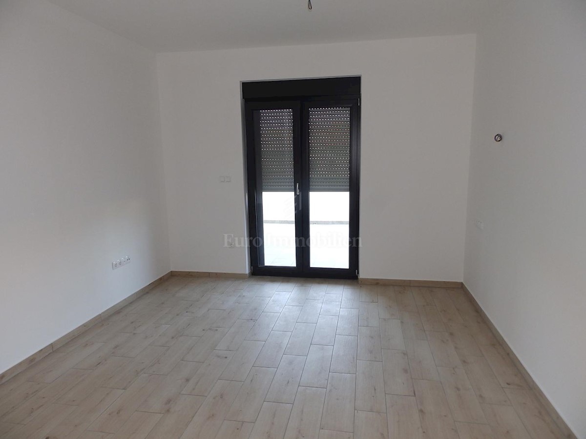 Flat For sale - ŠIBENSKO-KNINSKA VODICE
