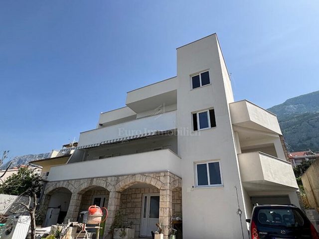 House for sale 650 m² – Makarska