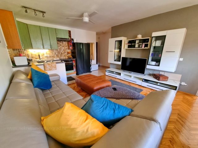Flat for sale 47 m² – Njivice