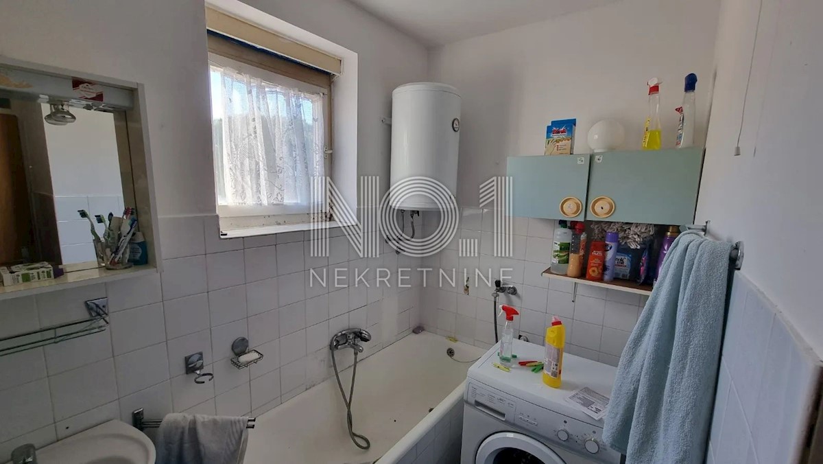 Apartment Zu verkaufen - PRIMORSKO-GORANSKA CRES