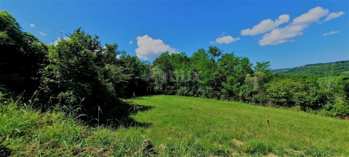 Terreno in vendita 1237 m² – Grožnjan