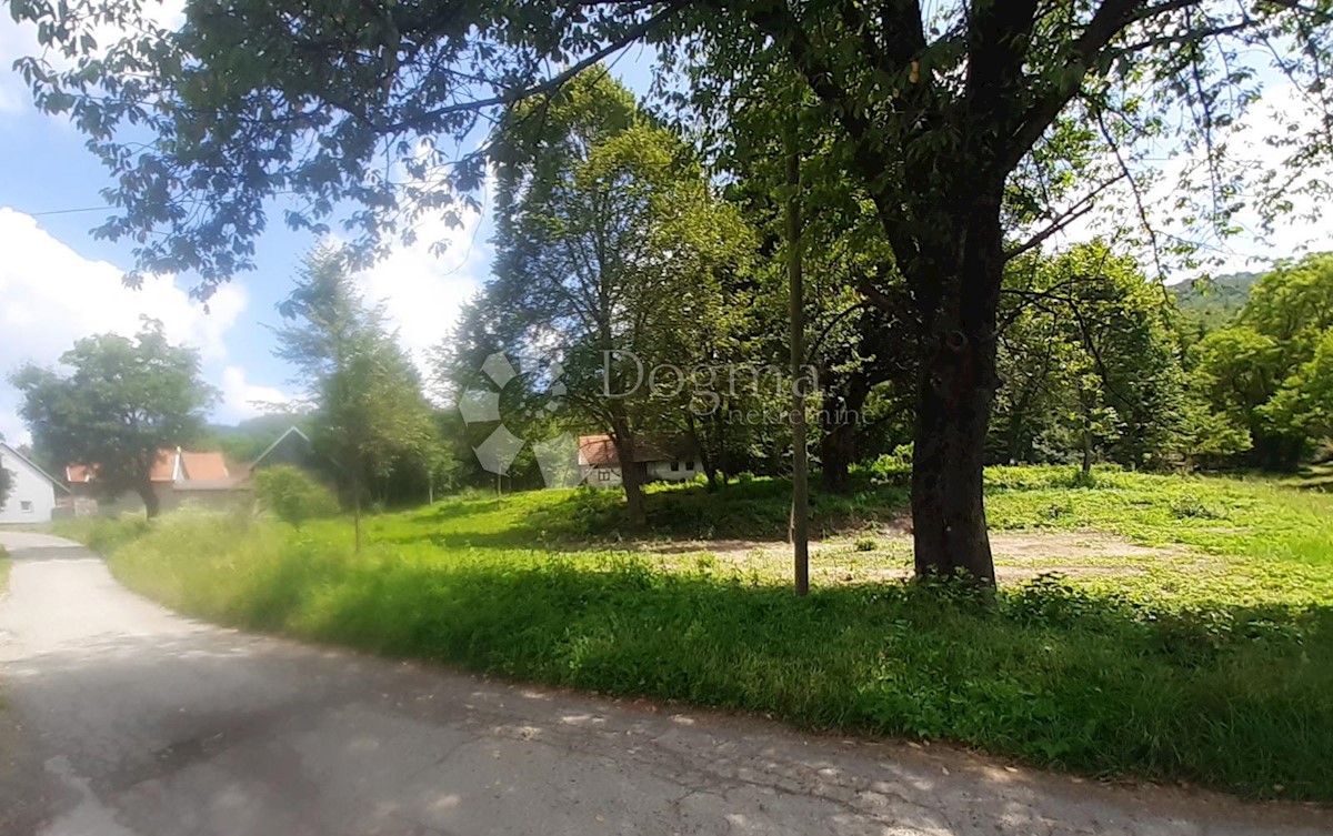 Land For sale - KARLOVAČKA OGULIN