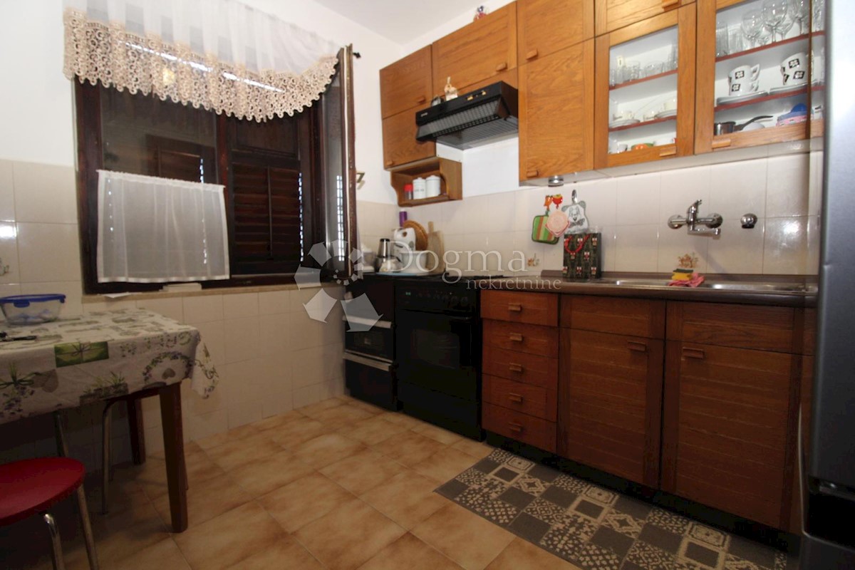 Haus Zu verkaufen - ISTARSKA VIŠNJAN