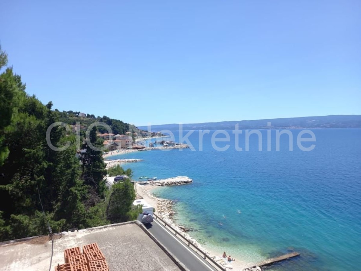 Casa In vendita - SPLITSKO-DALMATINSKA DUGI RAT