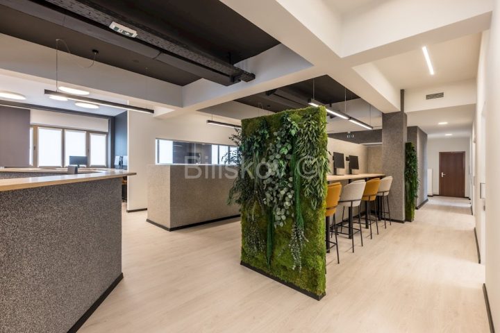 Poslovni prostor za najam 70 m² – Smrdečac