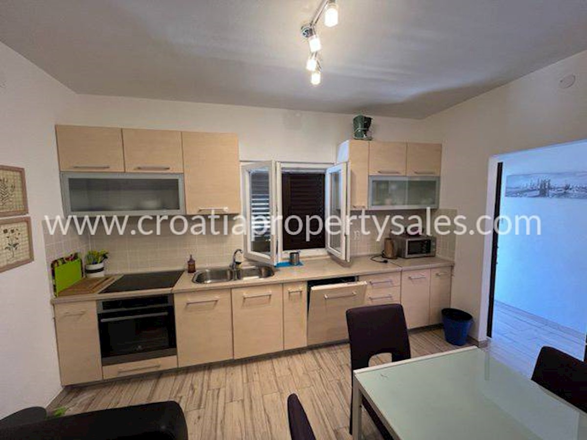 House For sale - SPLITSKO-DALMATINSKA TROGIR