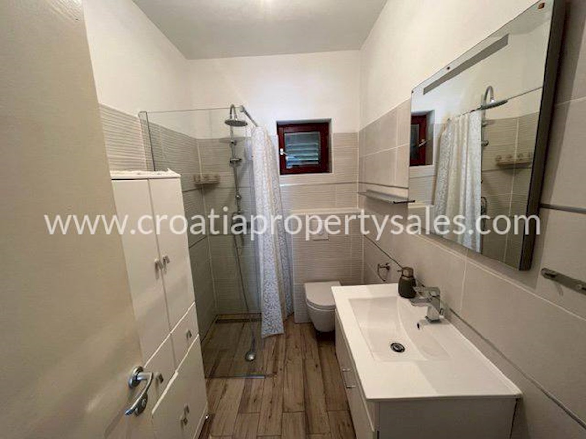 House For sale - SPLITSKO-DALMATINSKA TROGIR