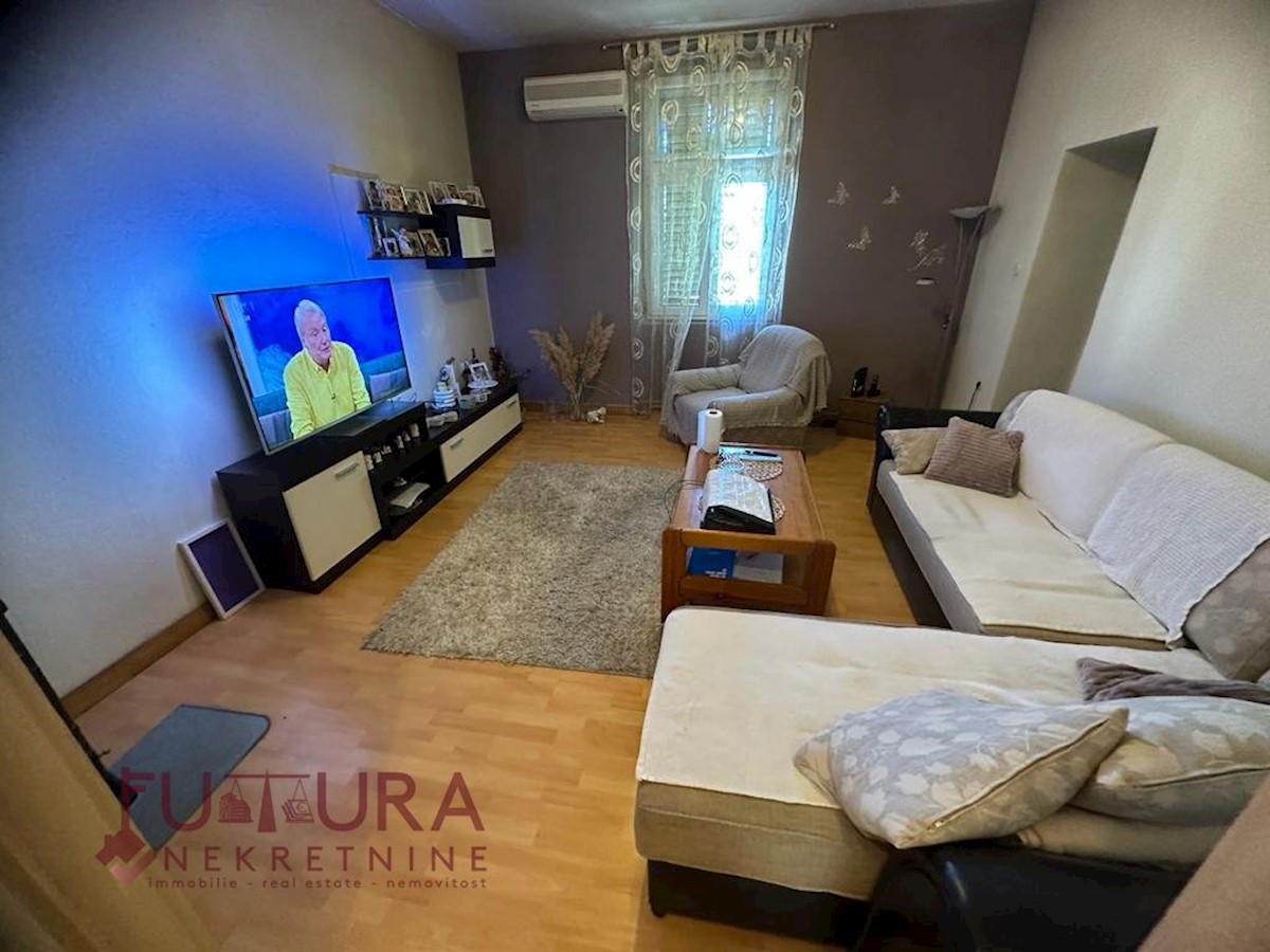 Flat For sale RELJA