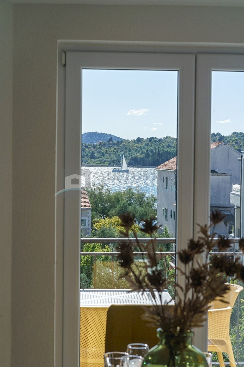 Dom Na predaj - ŠIBENSKO-KNINSKA VODICE