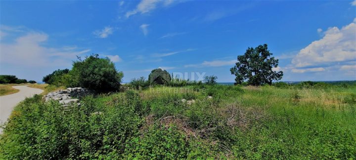 Parcela na predaj 1458 m² – Kanfanar