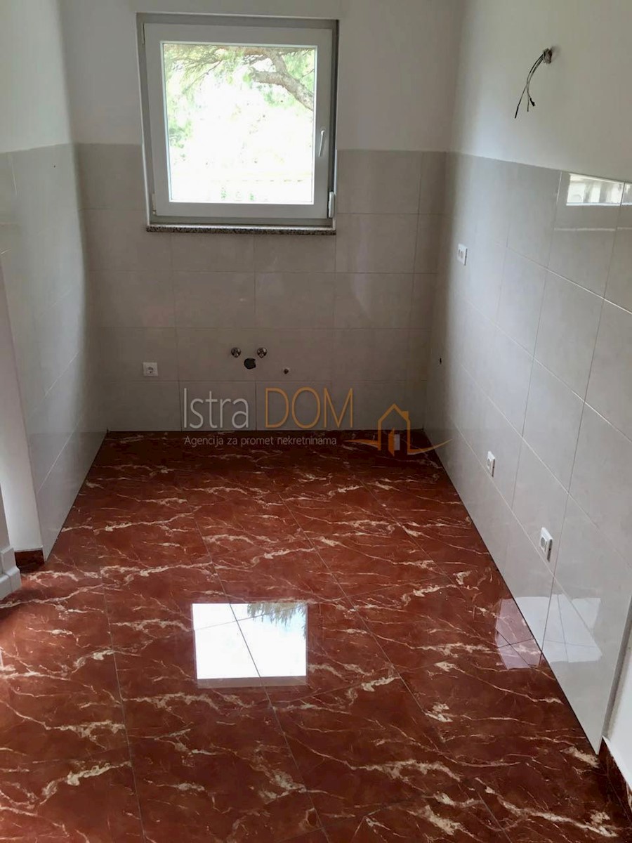 Flat For sale - ISTARSKA PULA