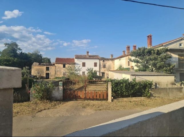 Hiša Naprodaj - Istarska Ližnjan - foto 2/4