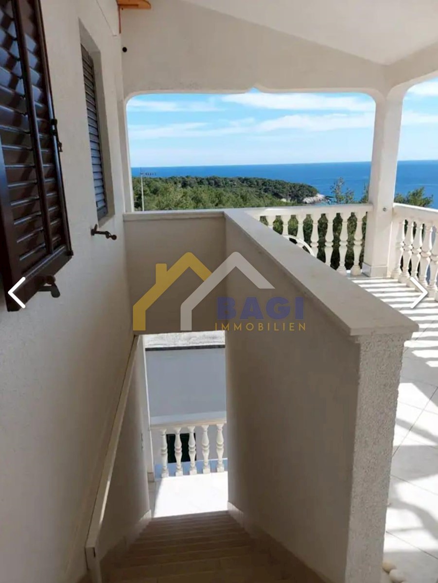 House For sale - SPLITSKO-DALMATINSKA VIS